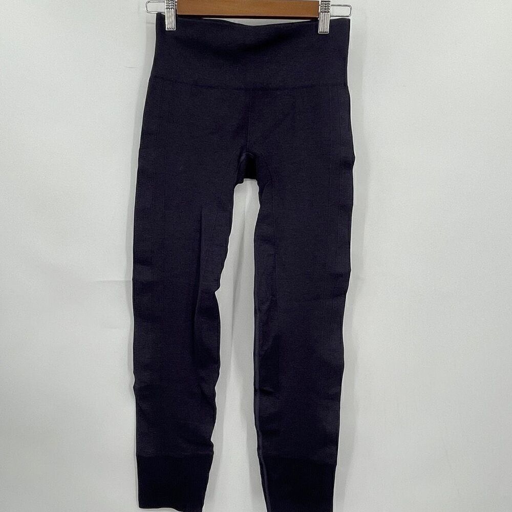 Lululemon Heathered Purple High Rise Yoga Ebb To Street Seamless Leggings Size 6